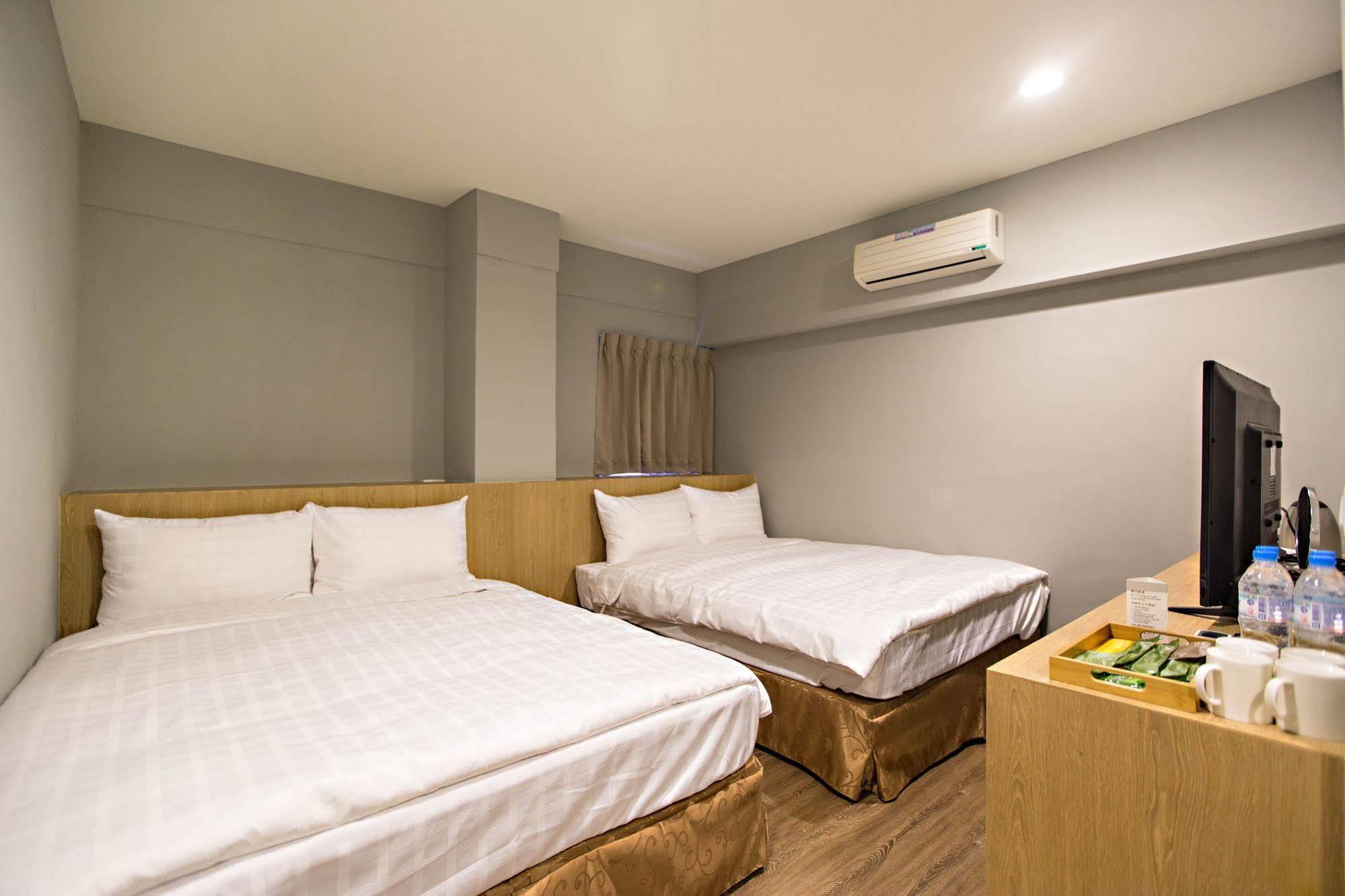 Traveller-Inn Day Moon Hotel Taitung Exterior photo