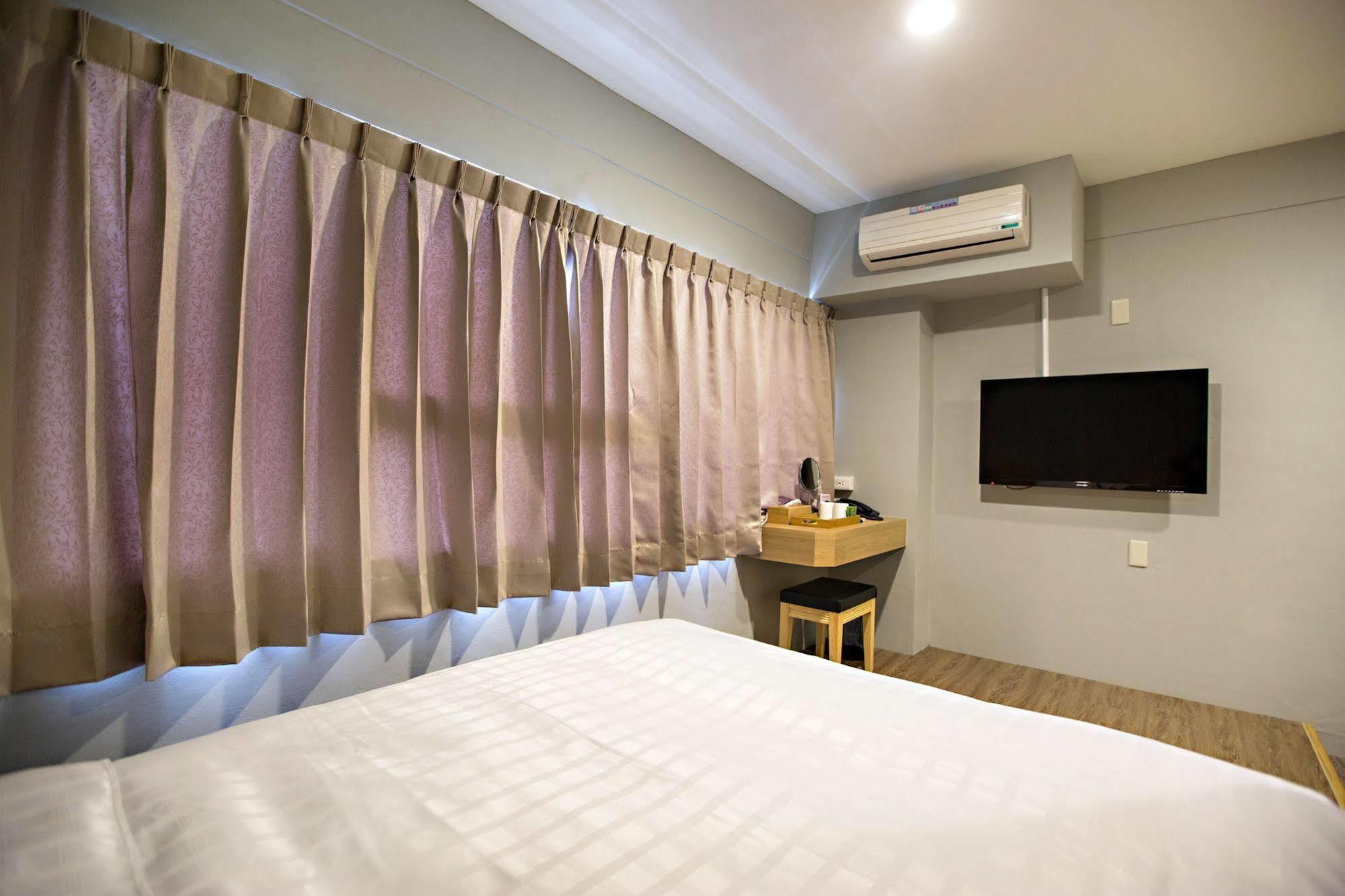 Traveller-Inn Day Moon Hotel Taitung Exterior photo